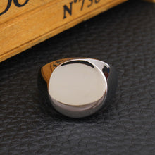 Load image into Gallery viewer, Fashion simple gold smooth round head men's finger wrench European and American domineering men's titanium steel ring all-match men's jewelry