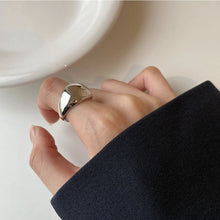 Load image into Gallery viewer, Simple smooth oval ring ins niche titanium steel index finger can't quit colored female ring small wholesale