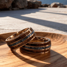 Load image into Gallery viewer, European and American Cross-Border Best-Selling Stainless Steel Rings, Meteorite Inlaid Gold Foil Men's Light Luxury Fashion Personalized Rings Wholesale