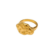 Load image into Gallery viewer, European and American Cross-Border Geometric Irregular Rings Retro Fashion Texture Furnace Vacuum Gold-Plated Ring Index Finger Ring Wholesale