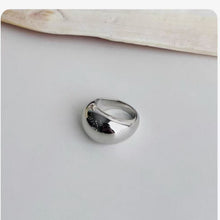Load image into Gallery viewer, Basic Stacked Balloon Ring Brass Plated 18K Gold/Platinum Light Luxury Fashion High Style New Ring