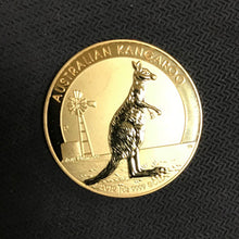 Load image into Gallery viewer, 5 Pcs Non Magnetic The Australian Kangroo 2012 badge Brass core 24K real gold plated 1OZ 32.6 mm Elizabeth collectible Coin