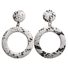 Load image into Gallery viewer, 17KM Fashion Gold Sliver Acrylic Drop Earrings For Women 2019 New Vintage Round Heart Geometric Dangle Earring Statement Jewelry