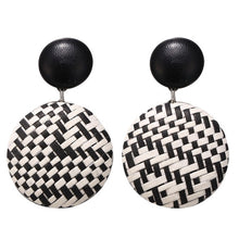 Load image into Gallery viewer, 17KM Fashion Gold Sliver Acrylic Drop Earrings For Women 2019 New Vintage Round Heart Geometric Dangle Earring Statement Jewelry